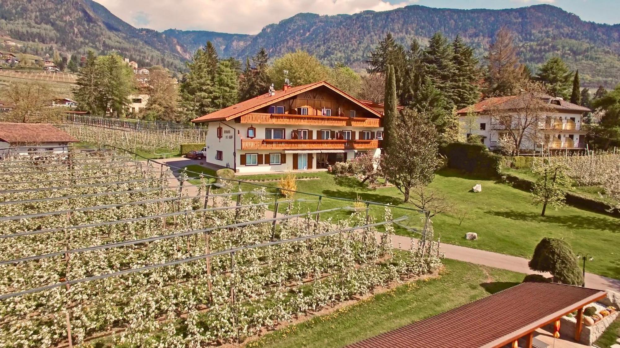 Neuhäuslhof Apartment Meran